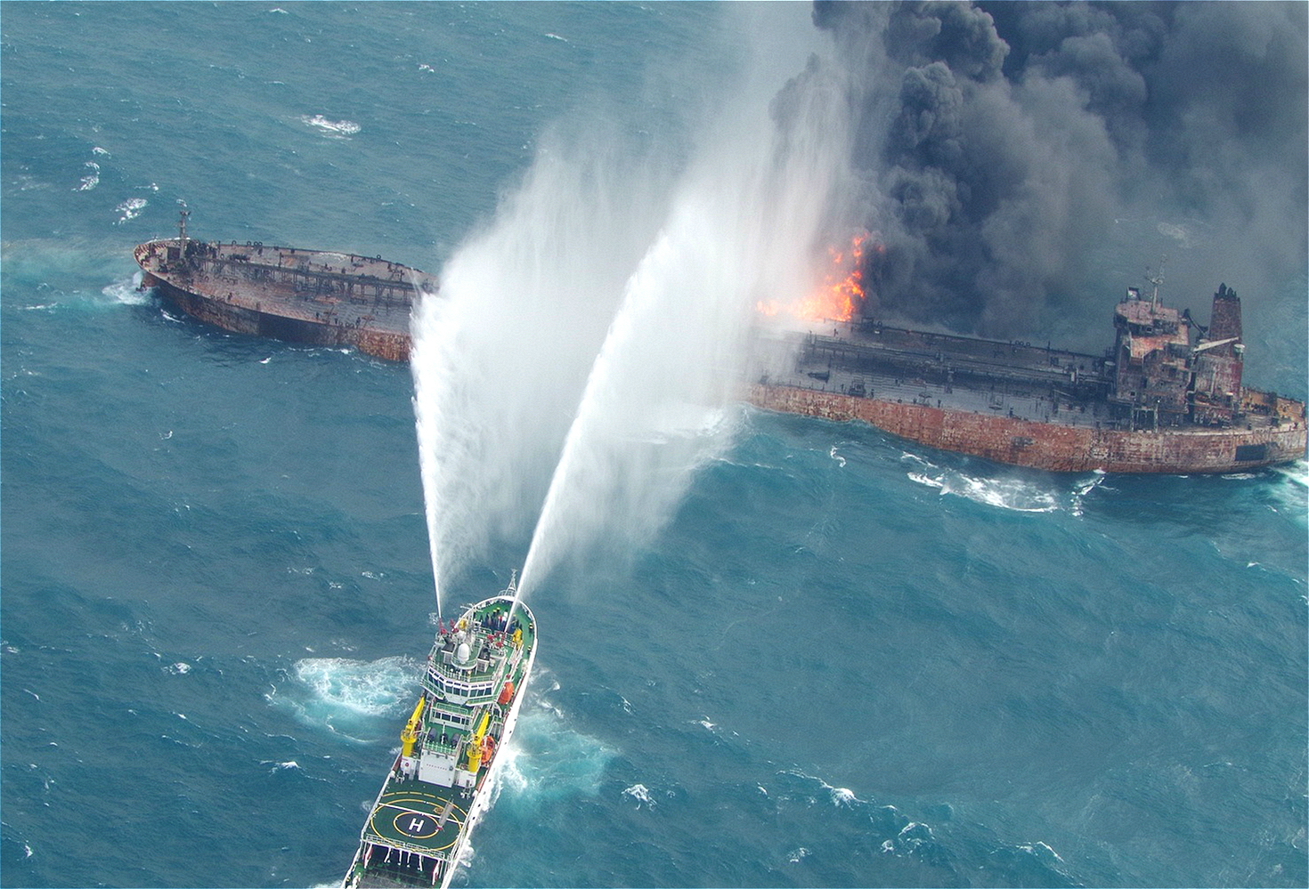 What's the impact of the East China Sea oil spill? | China Dialogue