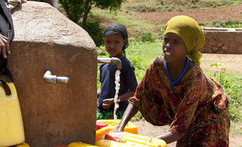Index 1024px local girls in babile ethiopia 2012