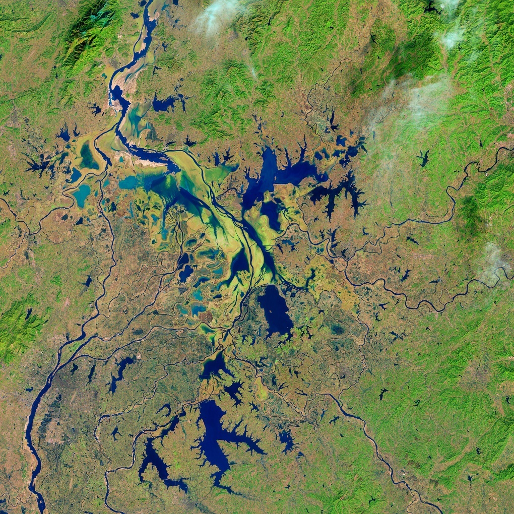 2013年的鄱阳湖卫星图像