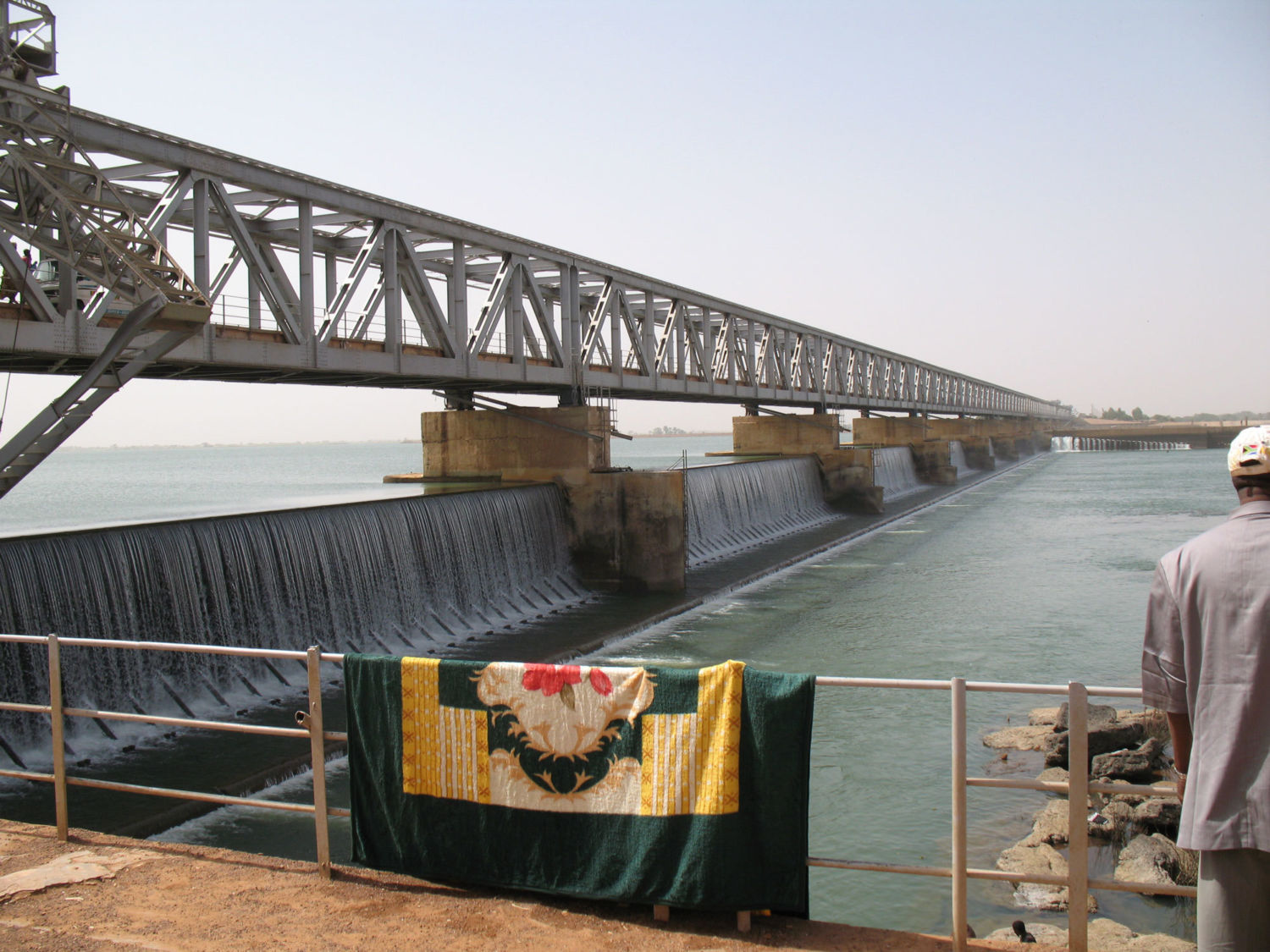 The Markala Barrage in Mali, which diverts water from the River Niger for irrigating crops such as rice and cotton. 