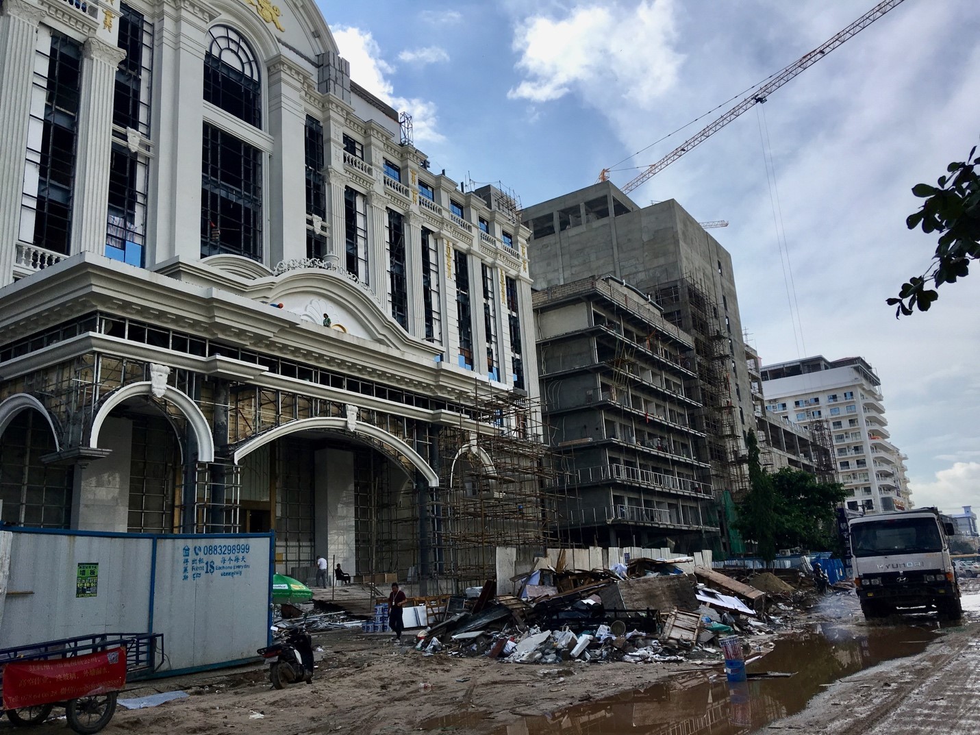 A construction site in Sihanoukville (Image: Lili Pike)