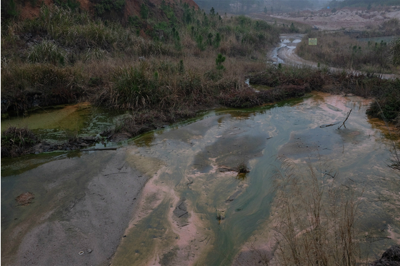 Main untreated water flow in rain season meitu 1